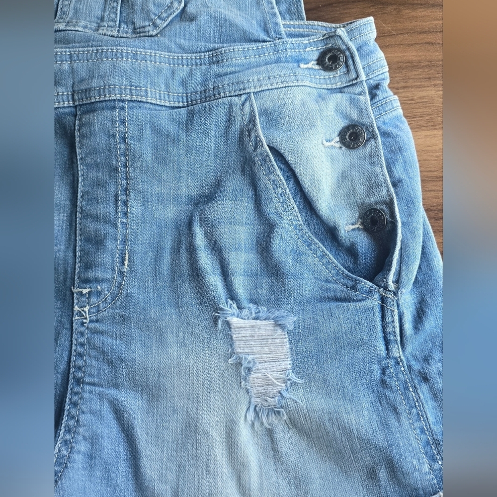 Sneak Peek Blue Stetch Distressed Overalls Size Juniors Medium - Picture 6 of 11